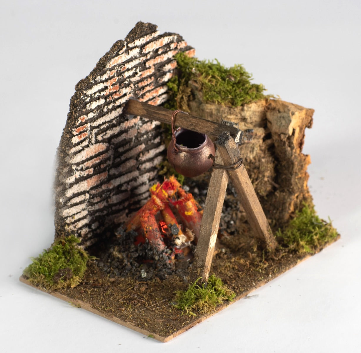 FUOCO CON LAMPADA EFFETTO FIAMMA 15X10X12CM