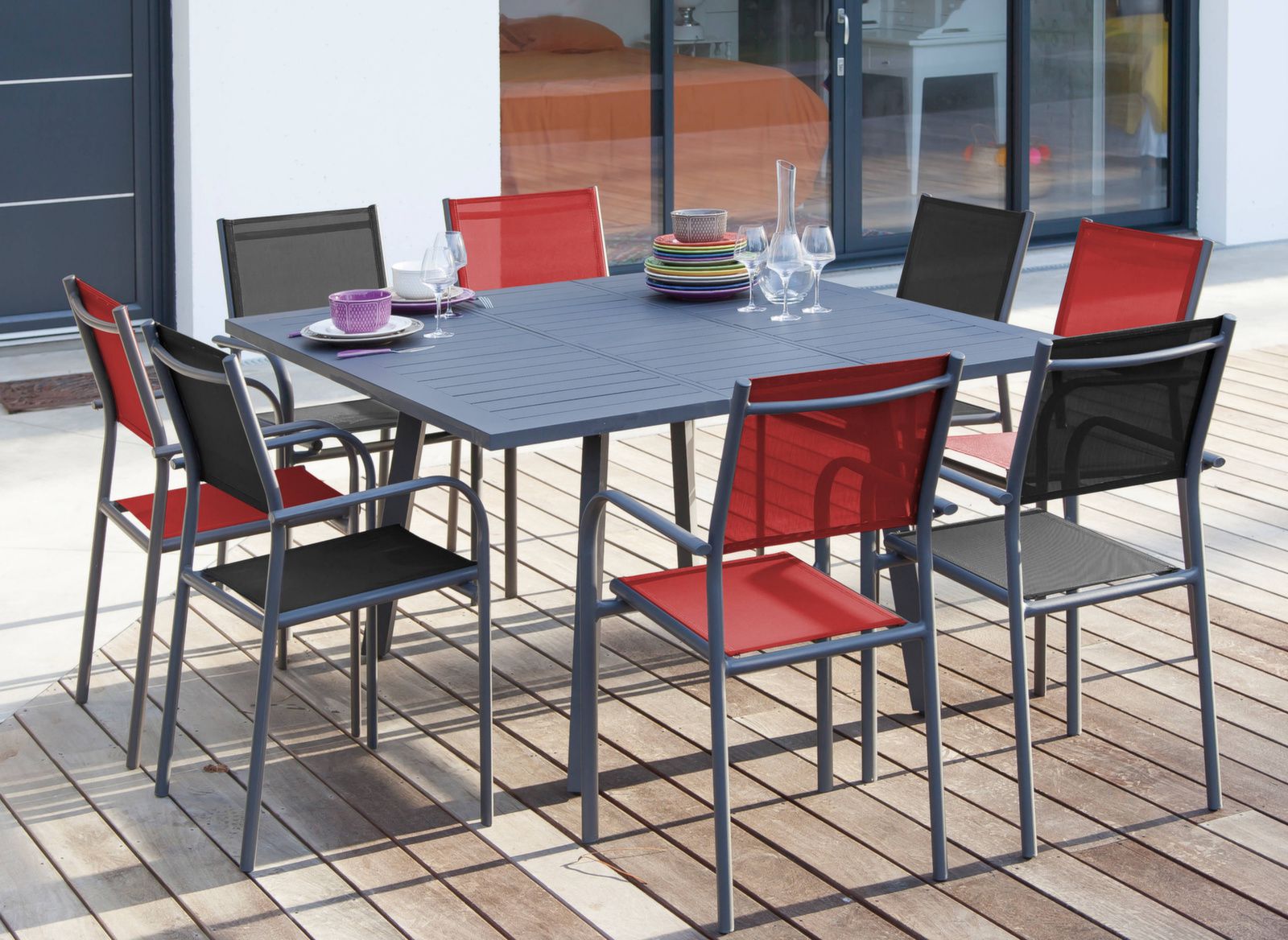 OFFERTA TAVOLO BARCELLONA 100/145 CON 4 POLTRONE DUCA GRIGIO