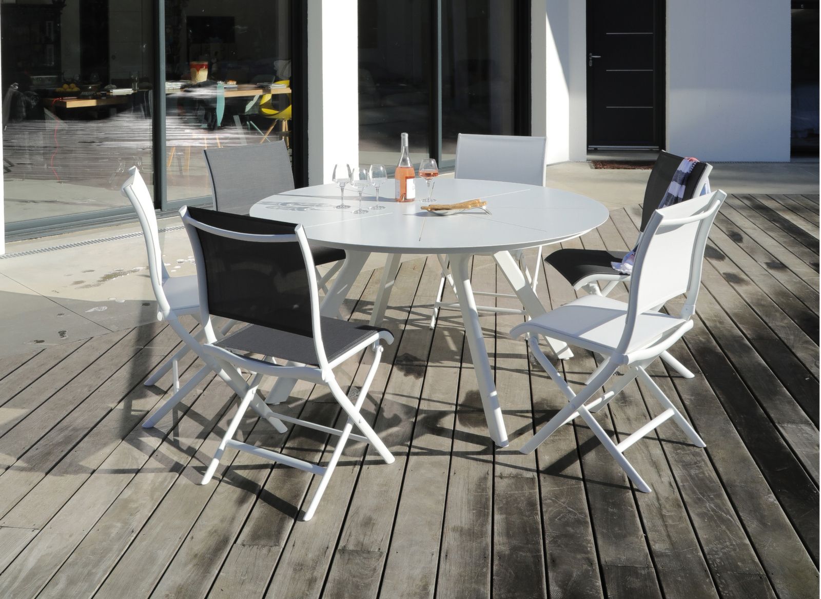 TAVOLO SEVEN ROTONDO D.150CM BIANCO