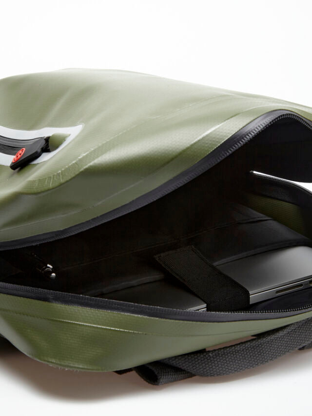 ZAINO WATERPROOF 30X9X45 VERDE IMPERMEABILE