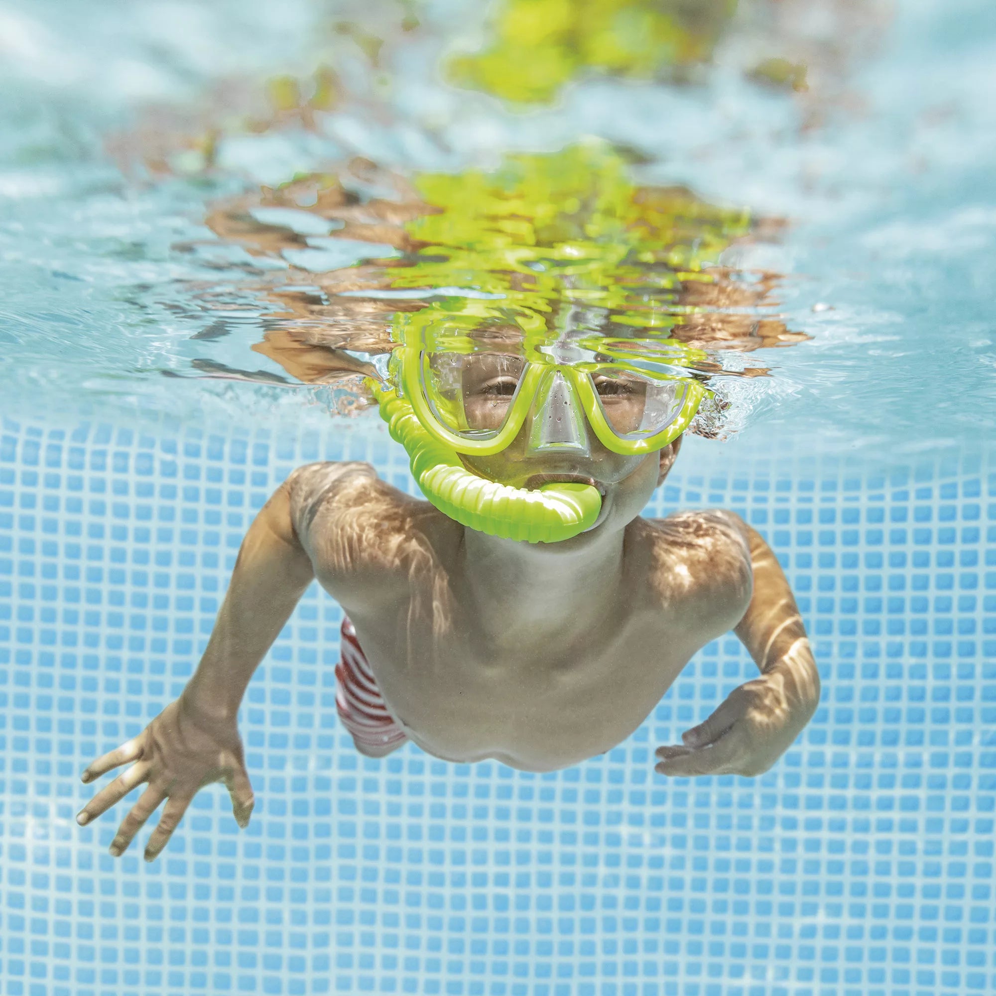 Piscine hors sol à structure métallique Intex 220 x 150 x H 60
