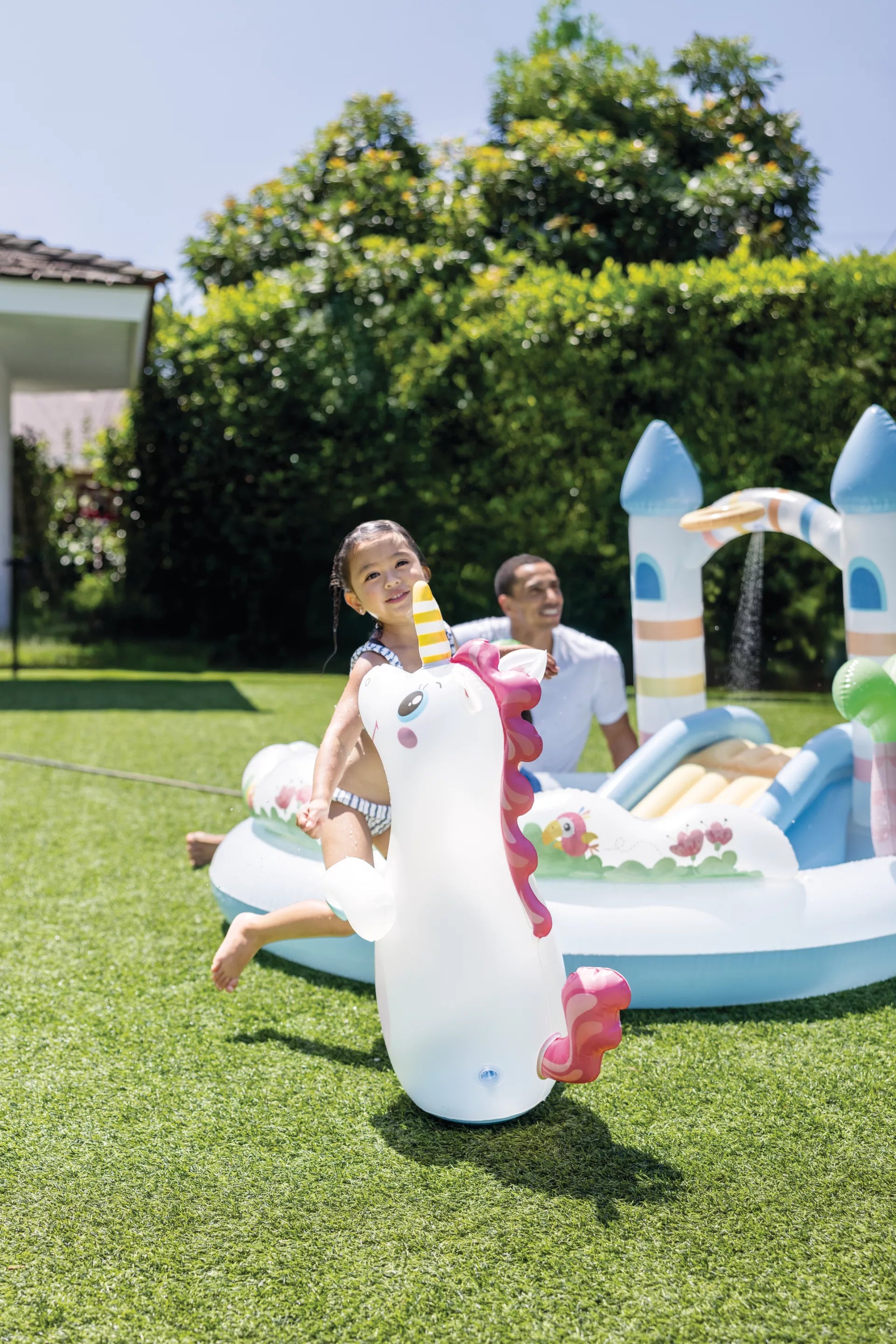 Piscina gonfiabile Play Center Castello Unicorno 198x178x127 cm arcobaleno INTEX