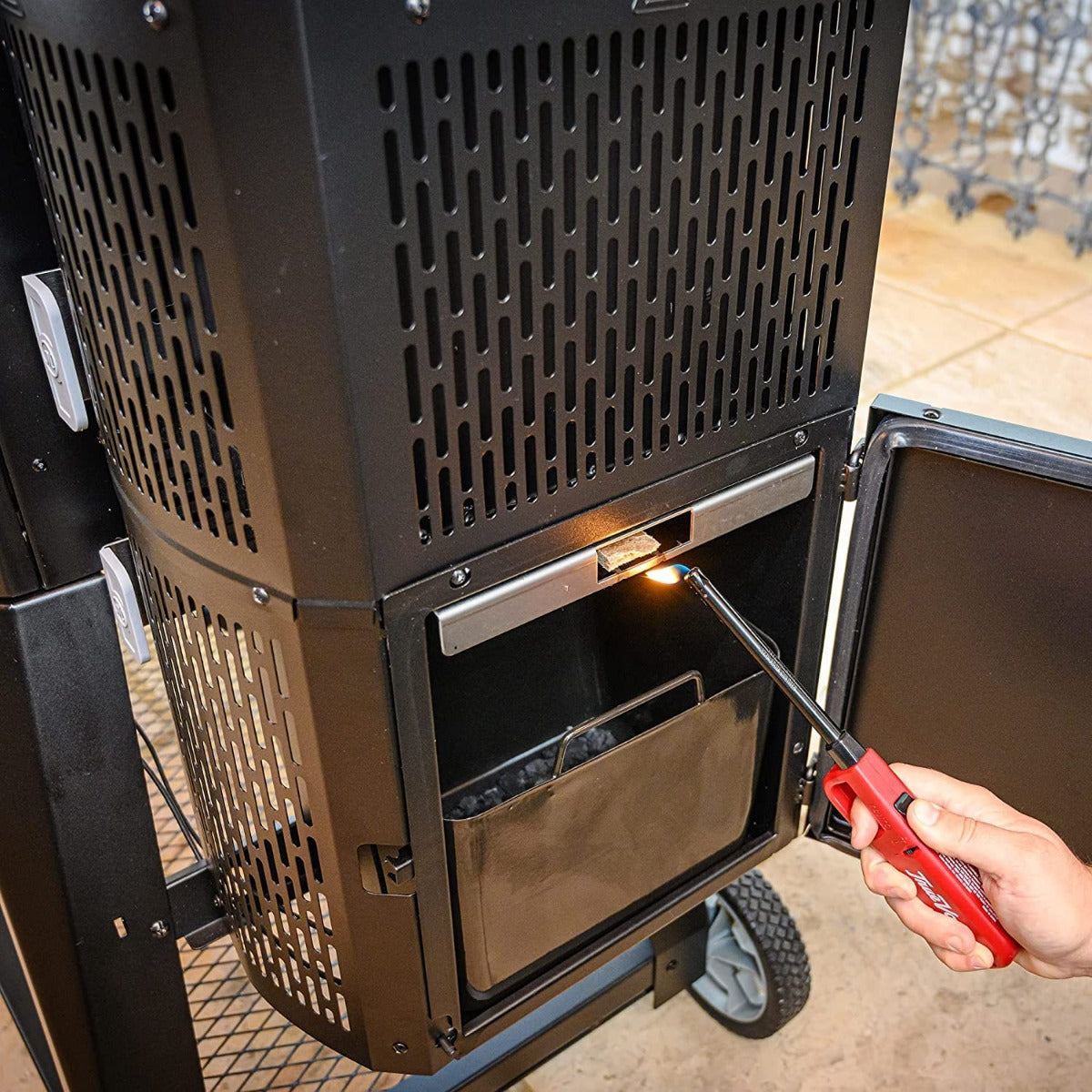 BARBECUE A CARBONE MASTERBUILT GRAVITY SERIES 560