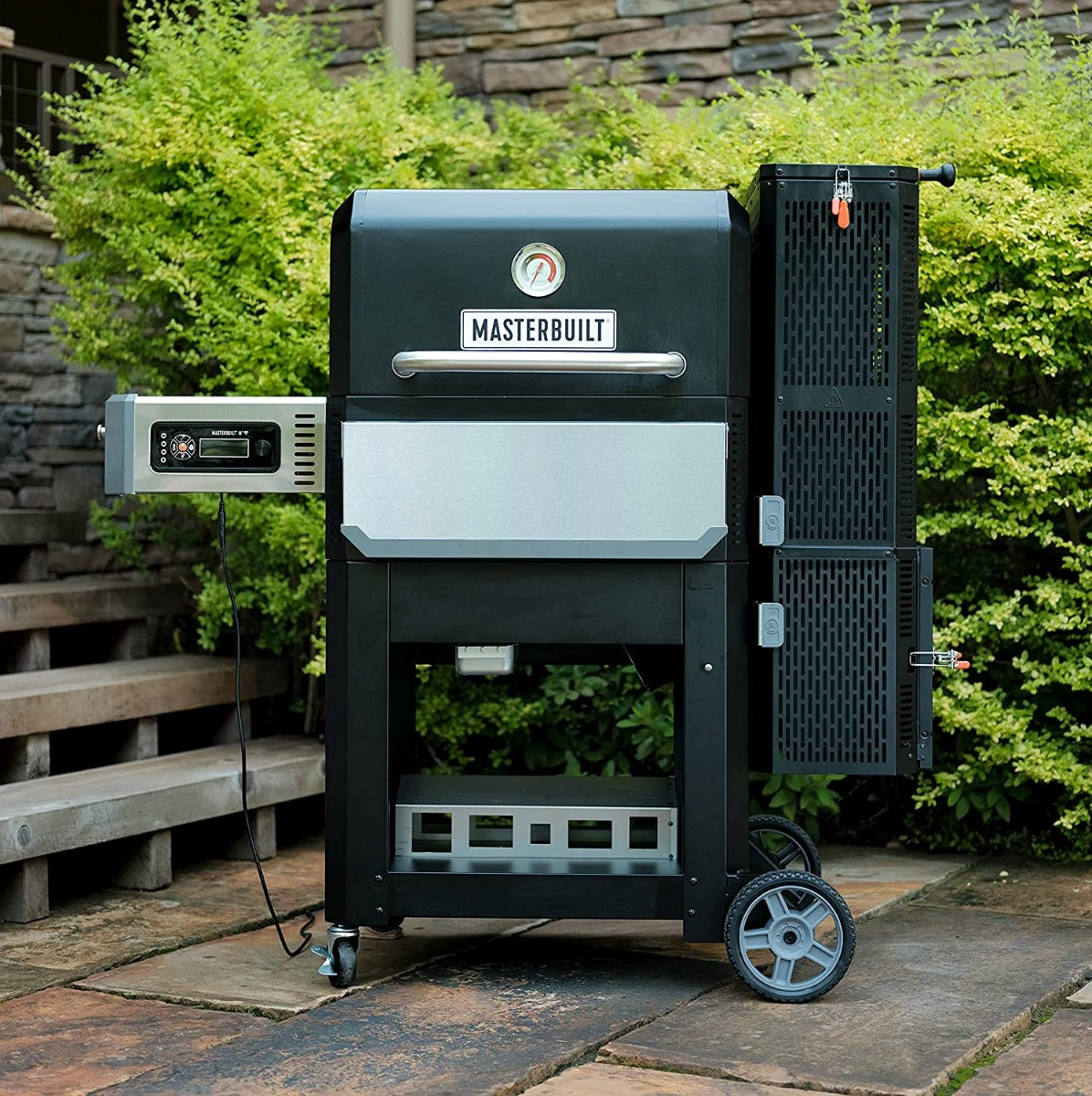 BARBECUE A CARBONE MASTERBUILT GRAVITY SERIES 800