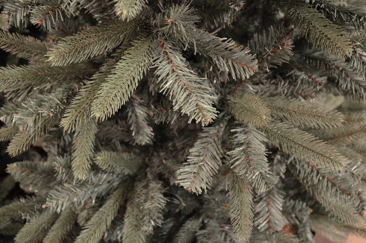 ALBERO DI NATALE CERVINO 240CM ARGENTATO