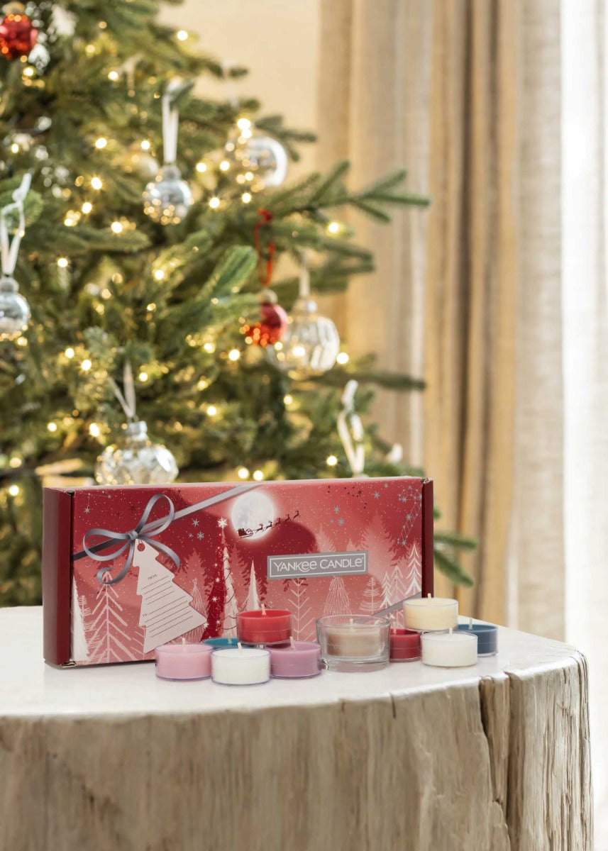 CONFEZIONE REGALO NATALIZIA CON 10 LUMINI TEALIGHT  E 1 PORTA CANDELA