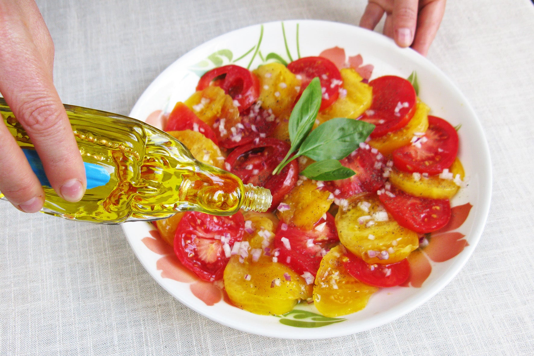 OLIERA A FORMA DI MADONNA CON OLIO EXTRA VERGINE D'OLIVA