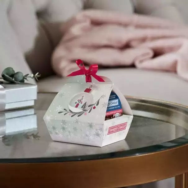 CONFEZIONE REGALO CON 3 CERE DA FONDERE