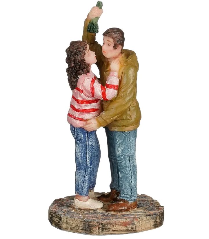 Kissing Under the Mistletoe - Luville