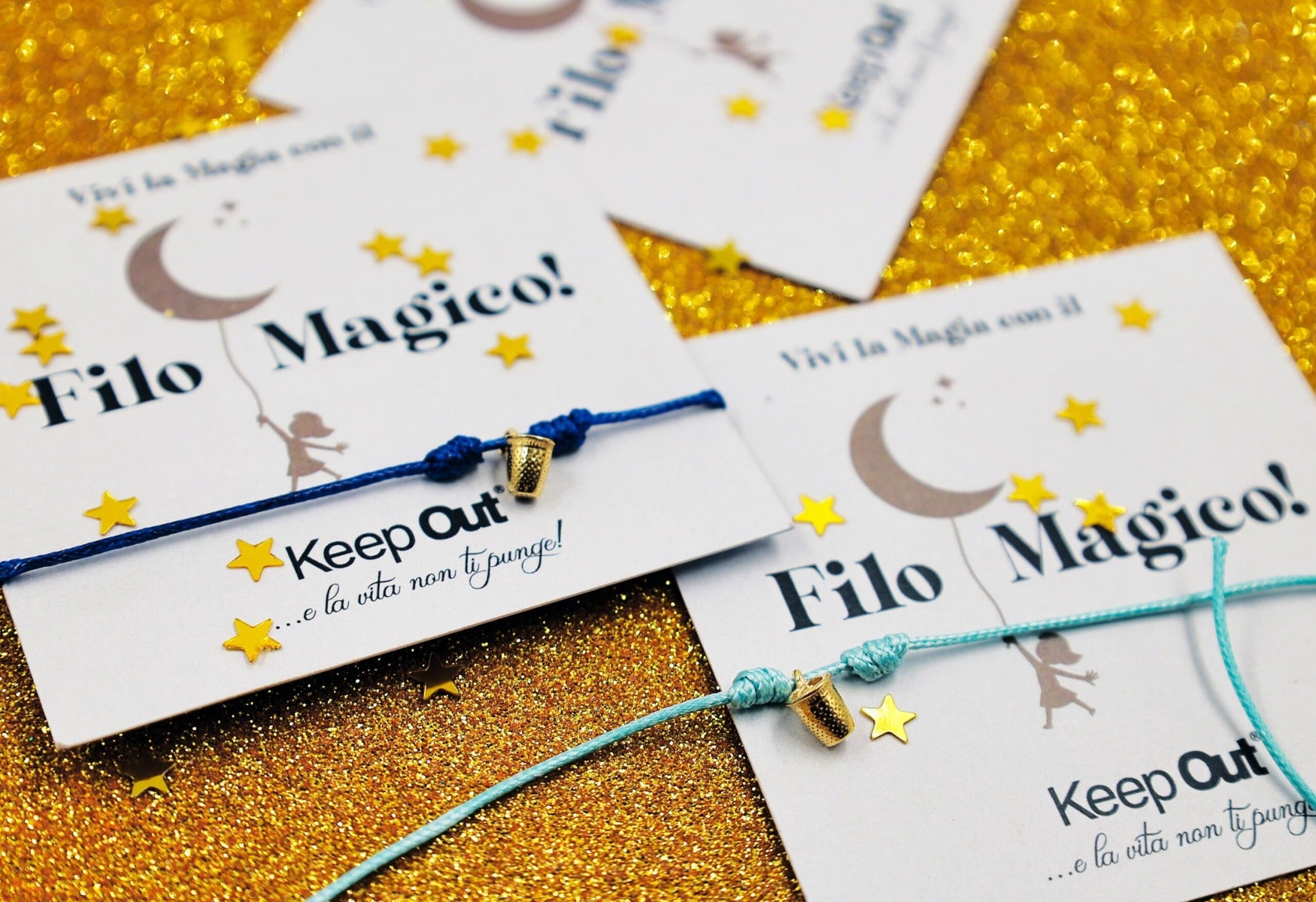 BRACCIALE FILO MAGICO CON DITALE COLORE A SCELTA