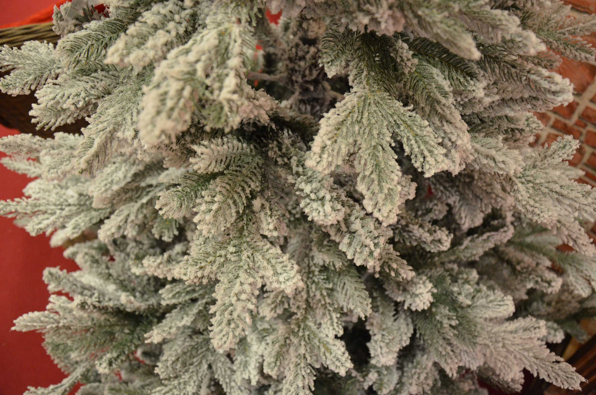 ALBERO DI NATALE MONTEROSA 240CM INNEVATO