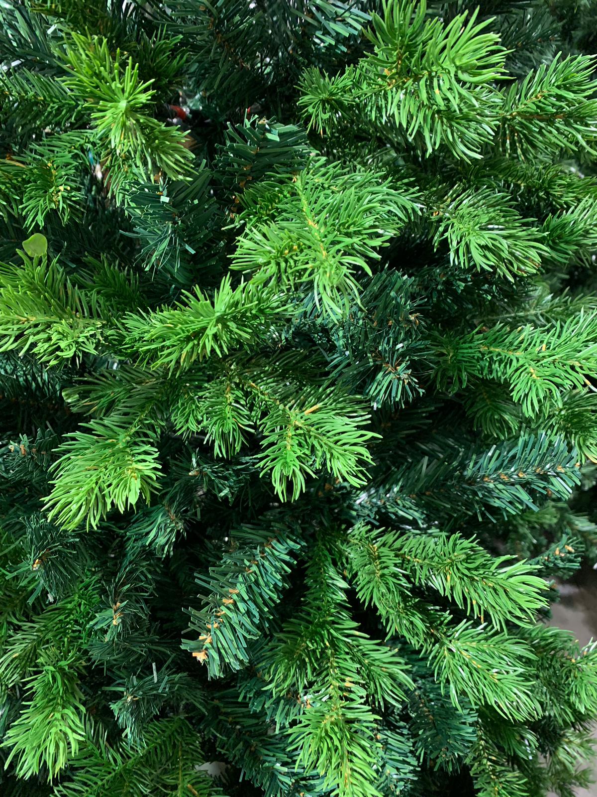 ALBERO DI NATALE NEVADA VERDE 240CM