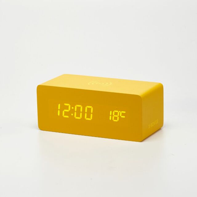 SVEGLIA IN LEGNO LED ROSSI CON FUNZIONE DI RICARICA SMARTPHONE X-ROVER GIALLA