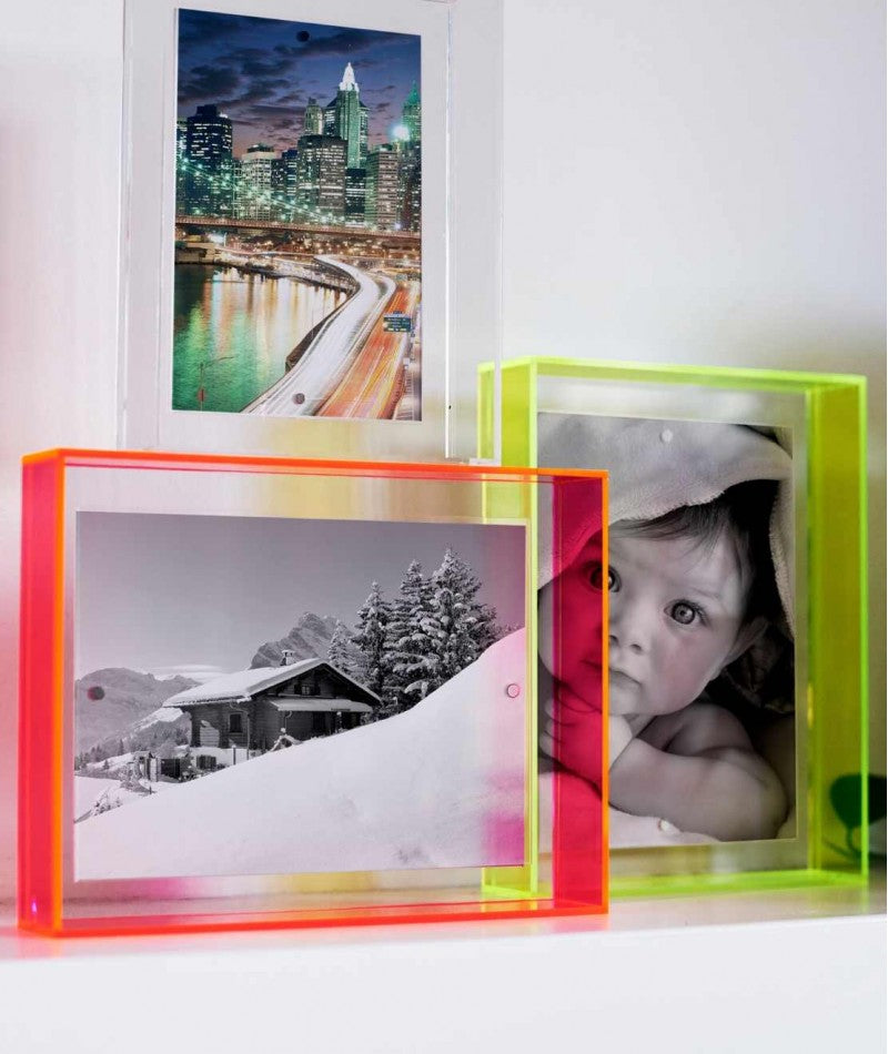 PORTAFOTO ROSA CON AGGANCIO MAGNETICO 10X15CM