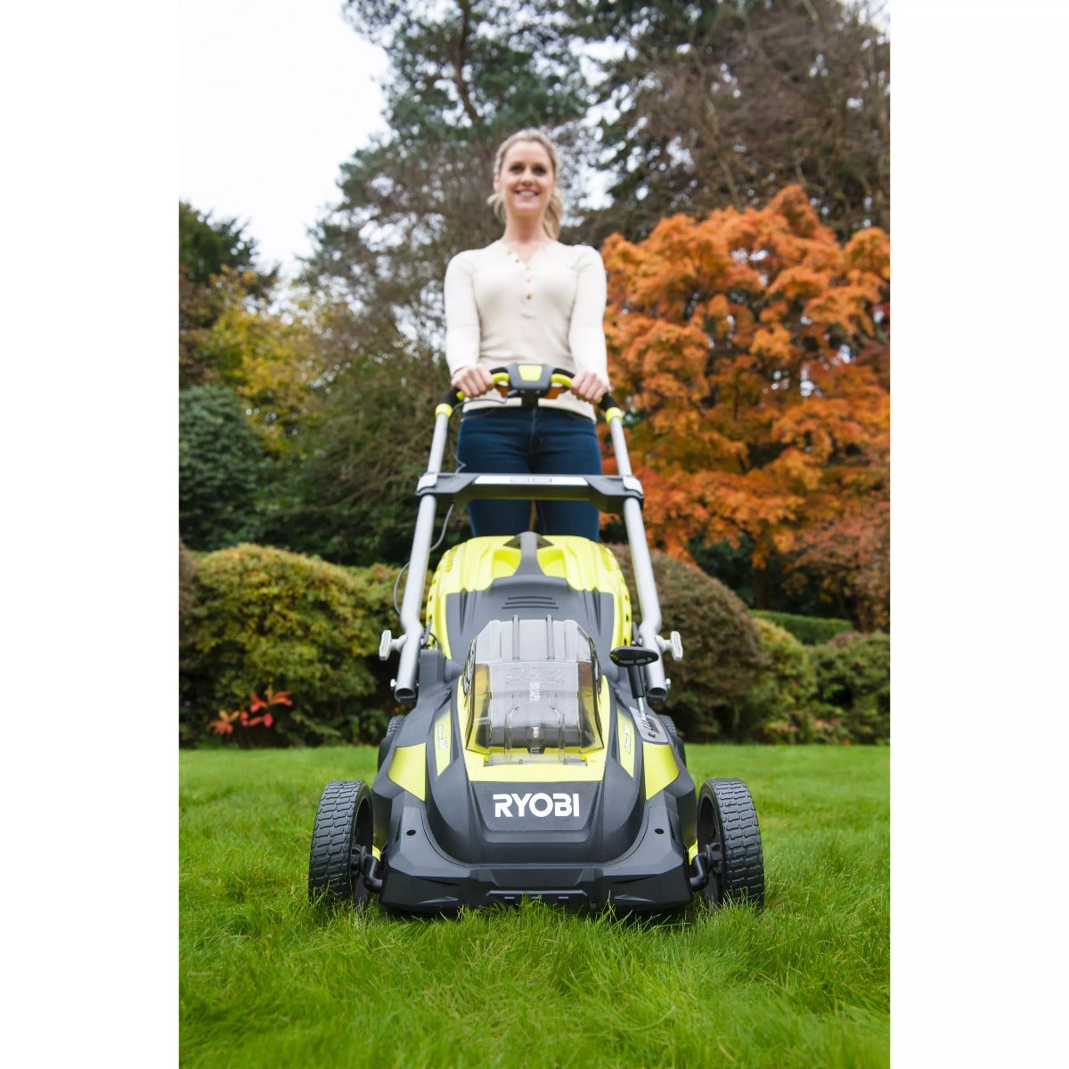 TOSAERBA A BATTERIA RLM36X41 H50P CON MOVENZA ASSISTITA 36V